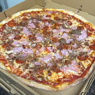 LG Meat lovers Pizza